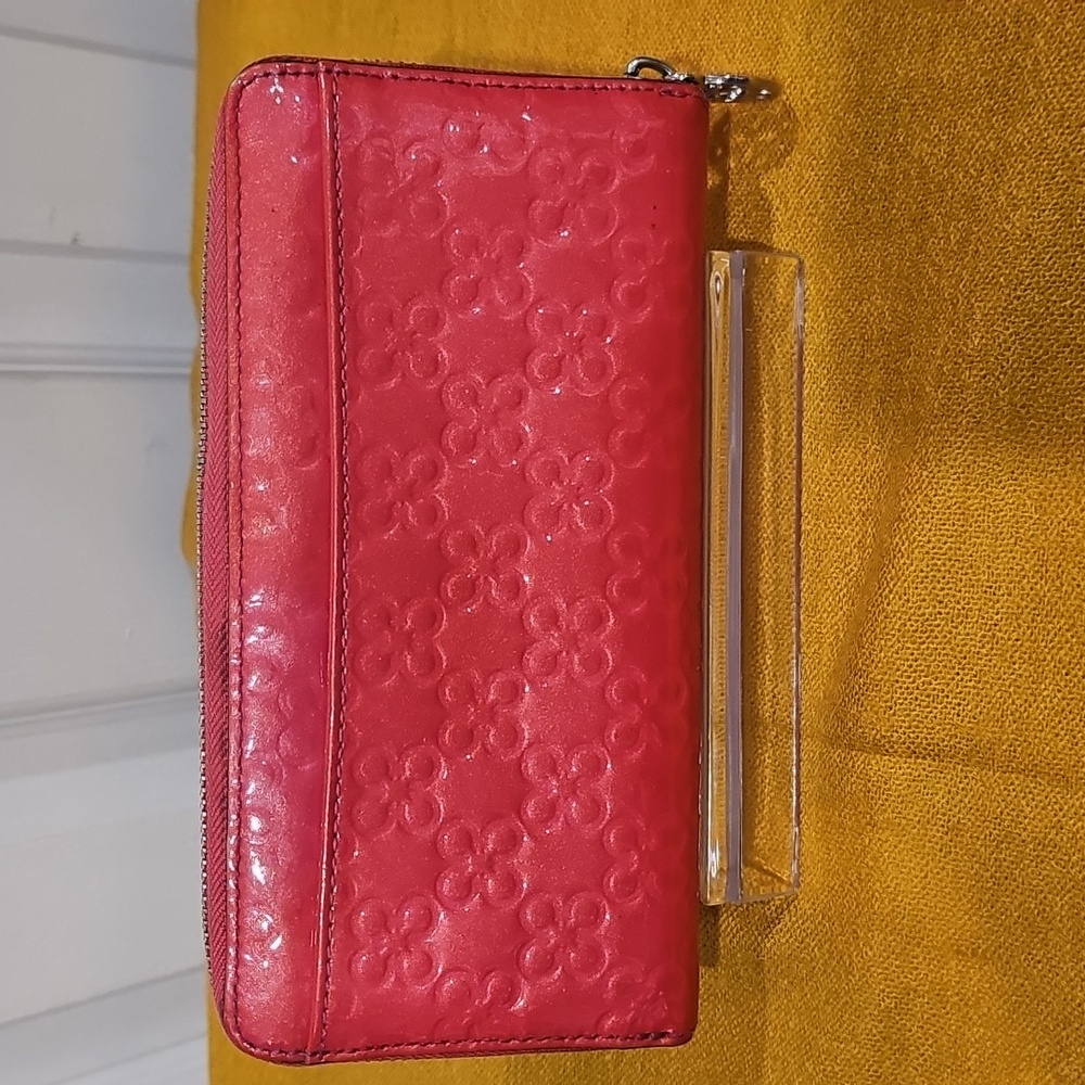 Coach Long Zip Around Wallet In Salmon Pink Patent Leather GUC - Picture 3 of 13
